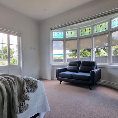 Central Auckland 5-Bedroom Villa With Free Parking Eksteriør billede