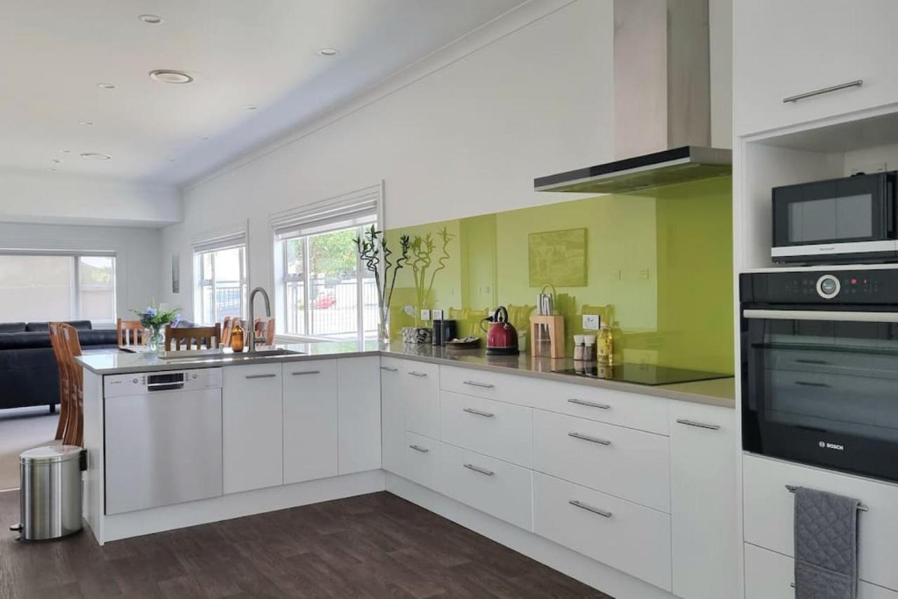 Central Auckland 5-Bedroom Villa With Free Parking Eksteriør billede