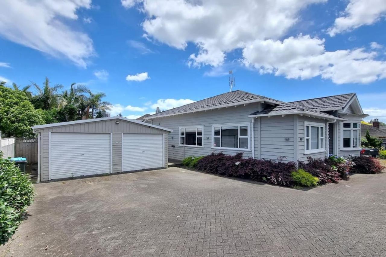 Central Auckland 5-Bedroom Villa With Free Parking Eksteriør billede