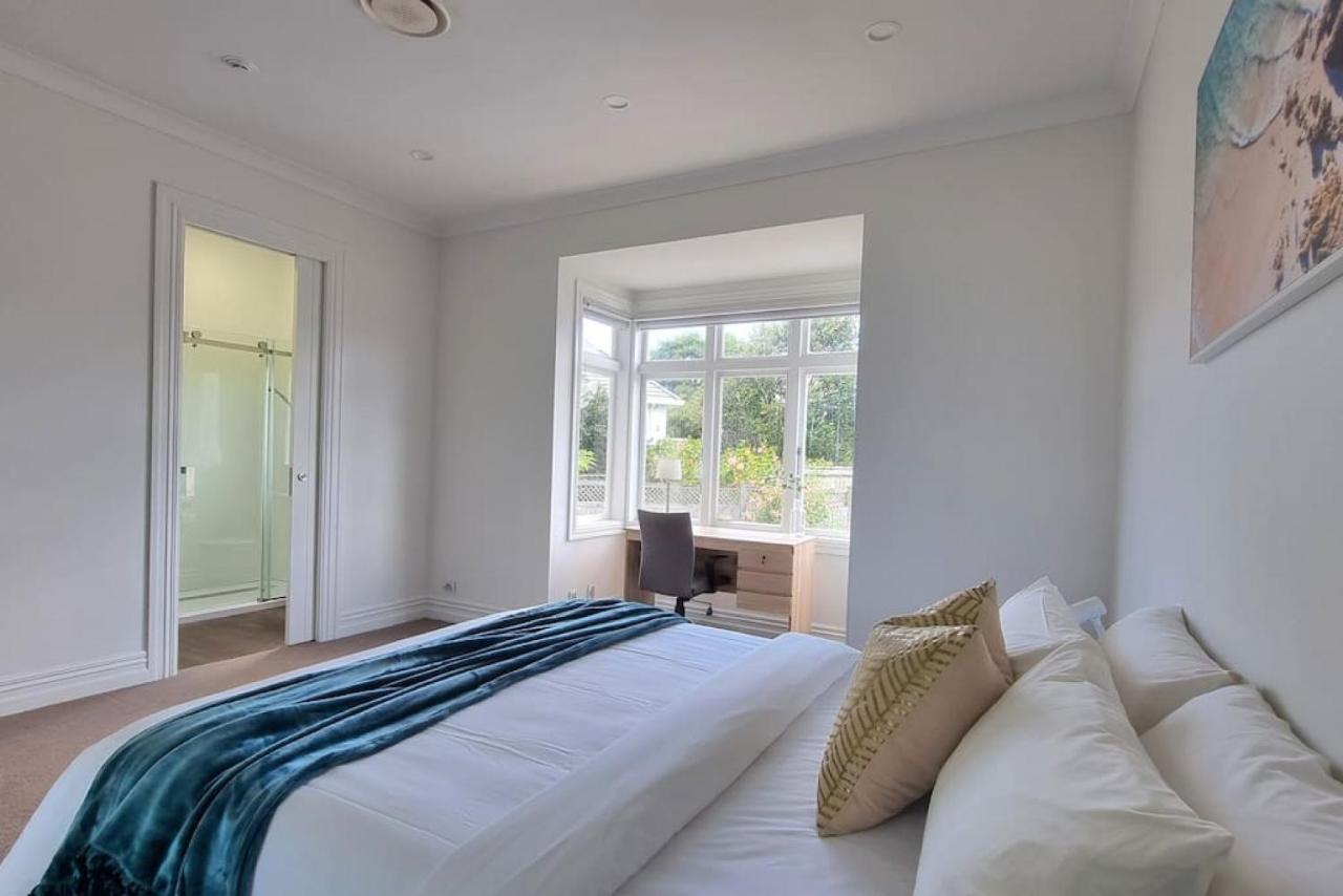 Central Auckland 5-Bedroom Villa With Free Parking Eksteriør billede