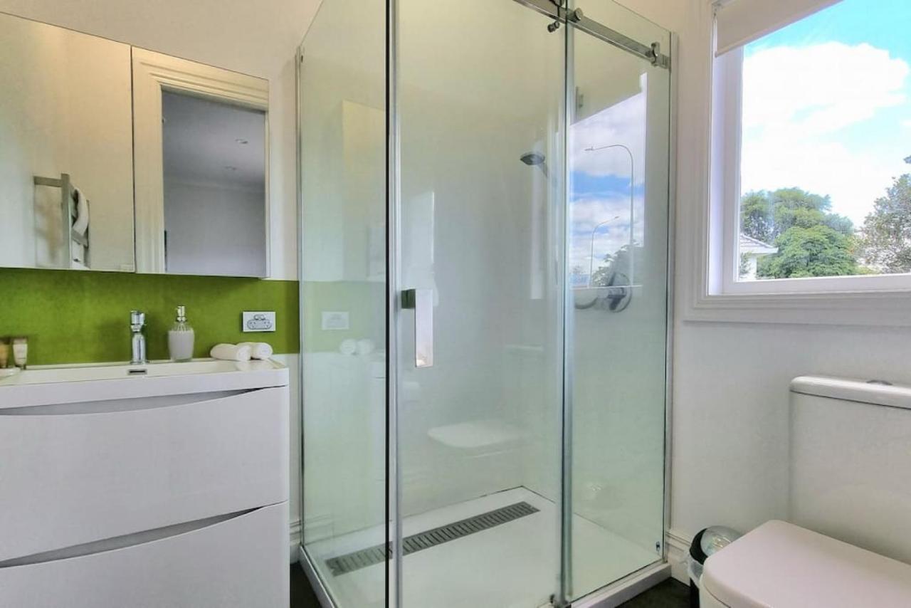 Central Auckland 5-Bedroom Villa With Free Parking Eksteriør billede