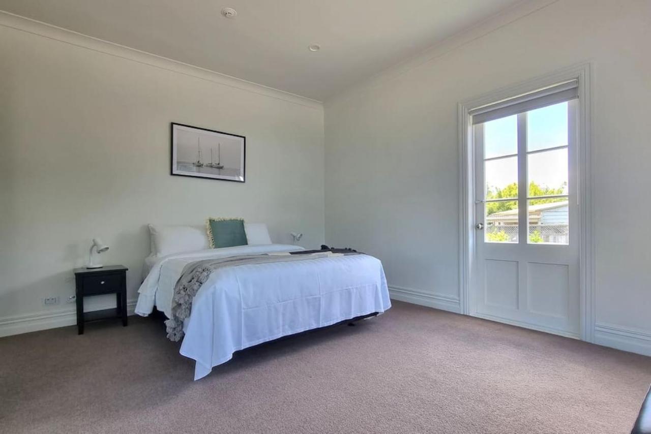 Central Auckland 5-Bedroom Villa With Free Parking Eksteriør billede